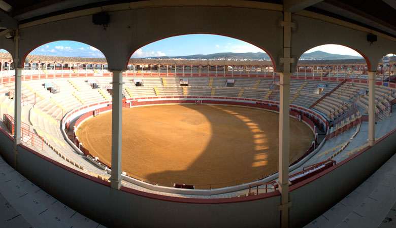 Tendido cubierto de la Plaza de toros de Lucena